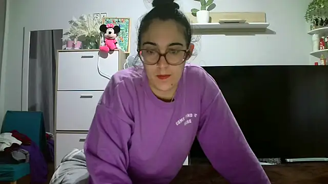 eljosipe online show from December 2024 05:12:01 PM