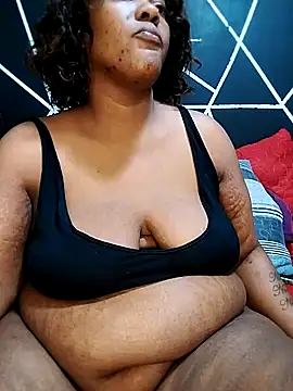 YummyChocolatexx2 online show from May 2026 01:51:02 PM