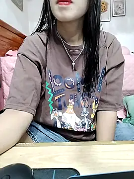 cream1299 online show from October 2025 11:18:01 AM