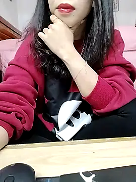 cream1299 online show from November 2025 01:55:01 PM