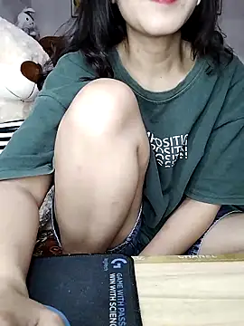 cream1299 online show from May 2026 01:17:01 PM