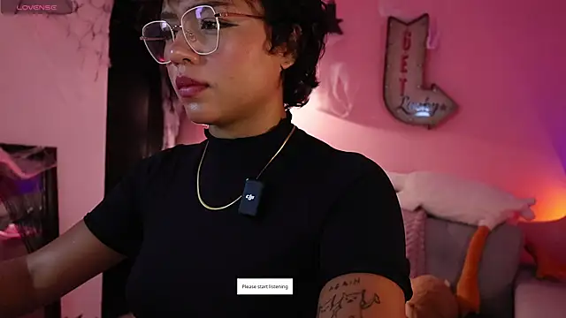 Snapshot of srtaliz chatting on October 2025 04:26:01 AM srtaliz online show from October 2025 04:26:01 AM