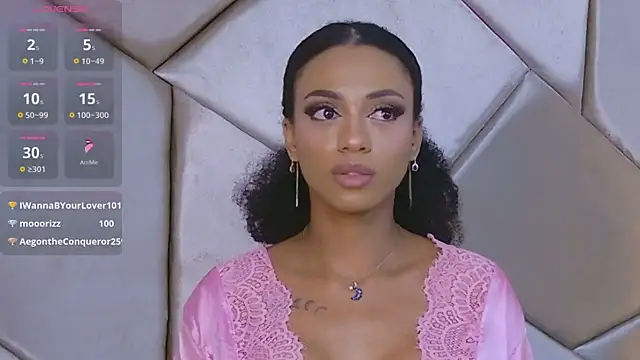 Snapshot of Nahomi_King chatting on January 2025 03:52:02 PM Nahomi King online show from January 2025 03:52:02 PM