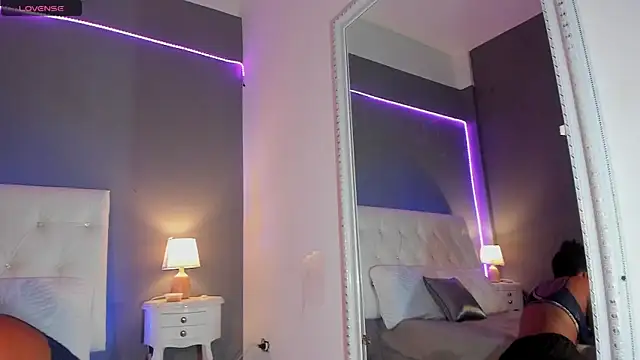 Snapshot of Melinahills chatting on December 2024 01:06:01 PM Melinahills online show from December 2024 01:06:01 PM