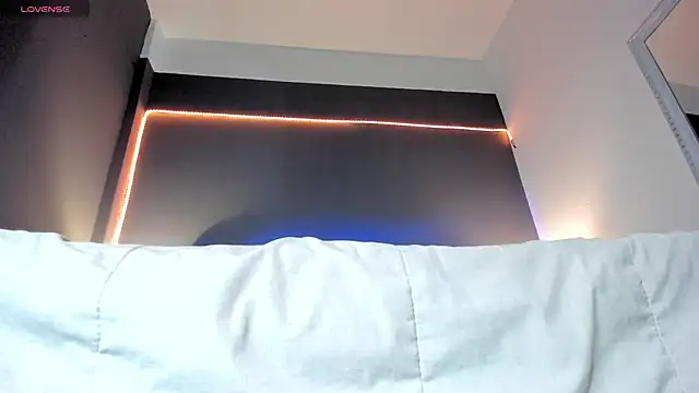 Snapshot of Melinahills chatting on February 2025 05:54:01 PM Melinahills online show from February 2025 05:54:01 PM