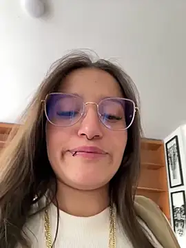 Snapshot of Elecktra_sweet chatting on May 2026 08:27:02 PM Elecktra sweet online show from May 2026 08:27:02 PM
