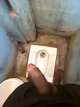 Snapshot of bangaloresexyguy chatting on February 2026 04:06:01 AM bangaloresexyguy online show from February 2026 04:06:01 AM