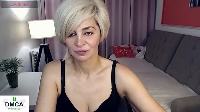 Blonde lola444 online show from July 2026 08:52:02 PM