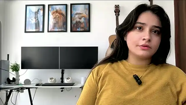 demieliss online show from May 2026 08:32:01 AM