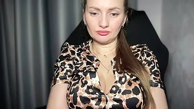 Viola sweet online show from March 2025 06:01:01 PM