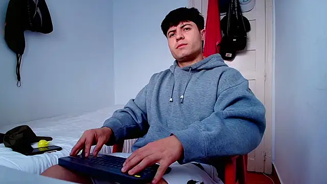 Snapshot of juandking chatting on November 2025 09:09:01 AM juandking online show from November 2025 09:09:01 AM