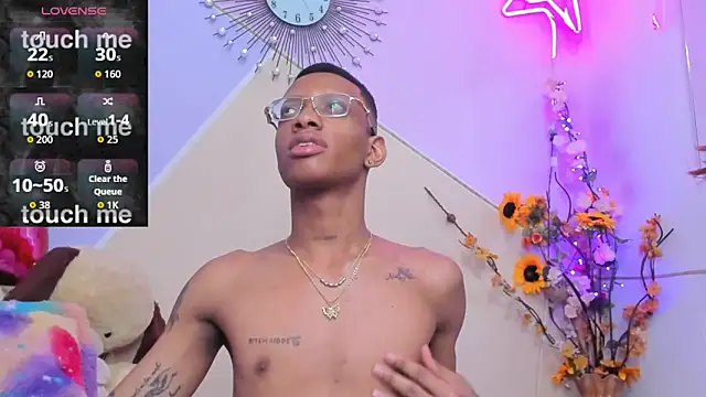 Tiffany Valentine15 online show from September 2025 12:39:02 PM