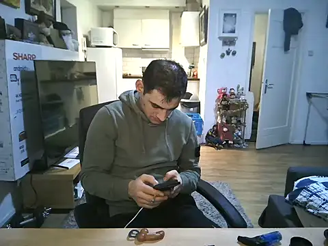 mihaimichael online show from November 2025 02:44:02 AM