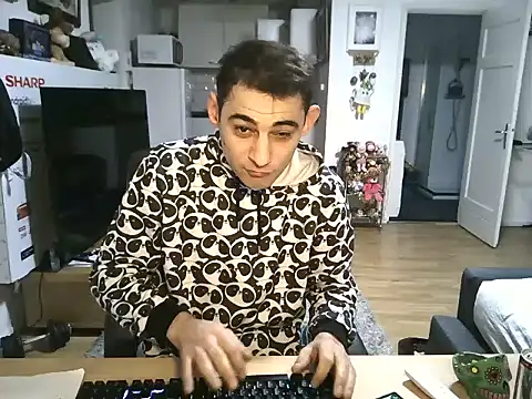 mihaimichael online show from November 2025 03:15:02 PM