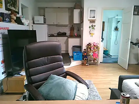 mihaimichael online show from December 2025 11:59:01 AM