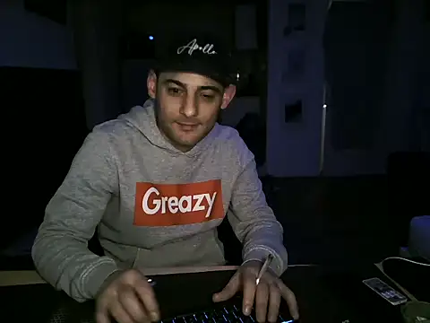mihaimichael online show from May 2026 01:02:04 AM