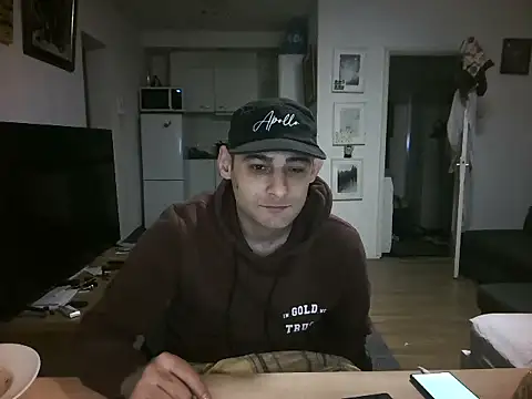 mihaimichael online show from May 2026 11:54:01 PM