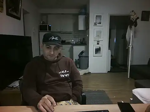 mihaimichael online show from May 2026 01:56:01 AM