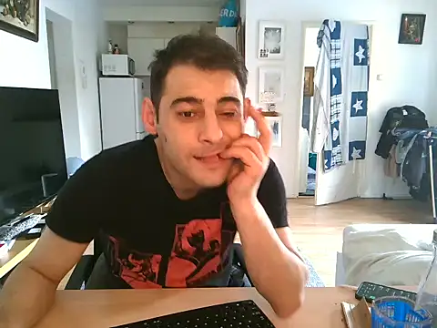 mihaimichael online show from May 2026 12:47:02 PM