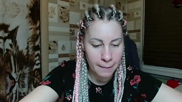 TherestlessKitty online show from April 2026 10:19:02 PM