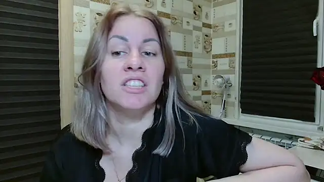 TherestlessKitty online show from June 2026 10:16:02 PM