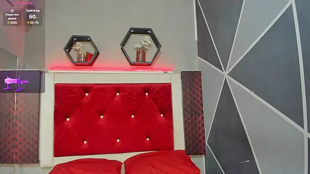 Karoll014 online show from February 2025 11:54:01 AM