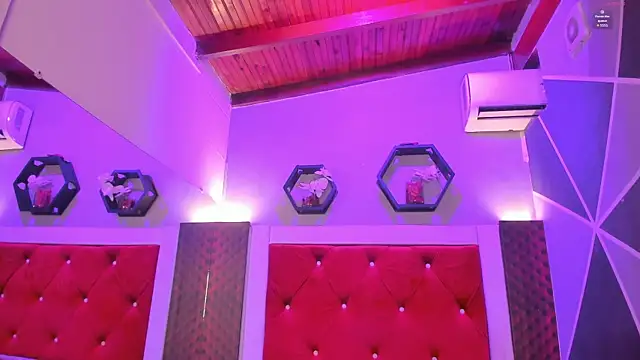 Karoll014 online show from May 2026 12:02:01 PM