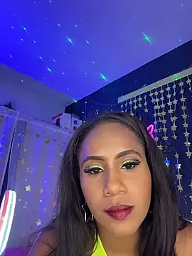 Snapshot of AlisonHoot69 chatting on November 2025 02:12:01 AM AlisonHoot69 online show from November 2025 02:12:01 AM