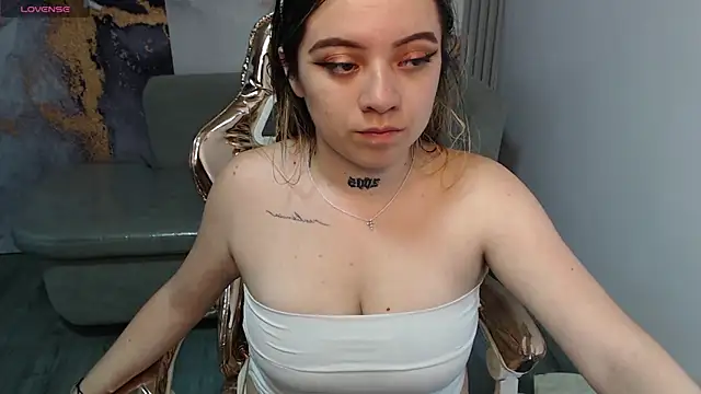 Cristal v 1 online show from December 2024 03:09:01 AM