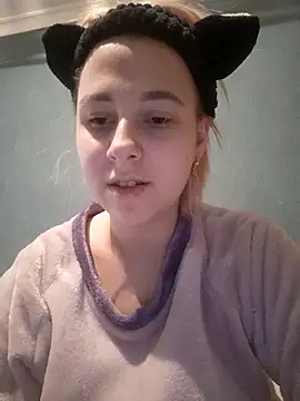 Gussie Bridie online show from February 2025 02:59:02 PM