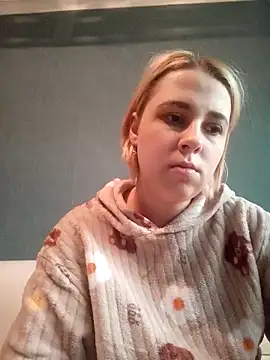 Gussie Bridie online show from March 2025 02:18:02 PM