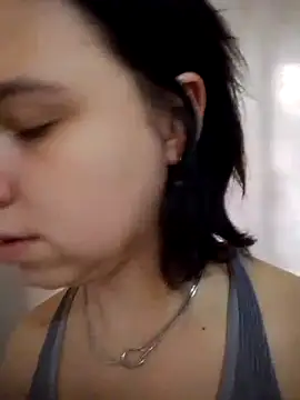 Gussie Bridie online show from October 2025 07:07:02 AM