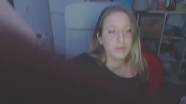 Snapshot of Pinkyladyxxx chatting on February 2025 11:37:02 PM Pinkyladyxxx online show from February 2025 11:37:02 PM