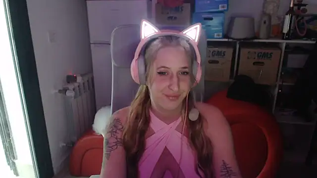 Snapshot of Pinkyladyxxx chatting on February 2025 05:16:01 PM Pinkyladyxxx online show from February 2025 05:16:01 PM