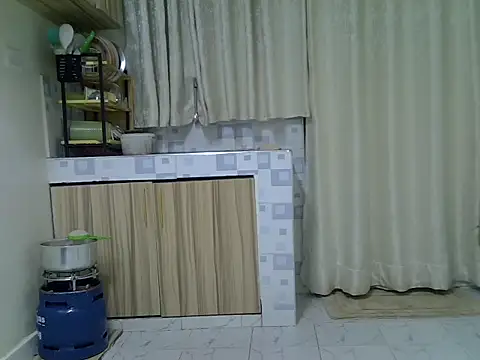 Snapshot of jeyberrie chatting on October 2025 11:12:02 AM jeyberrie online show from October 2025 11:12:02 AM