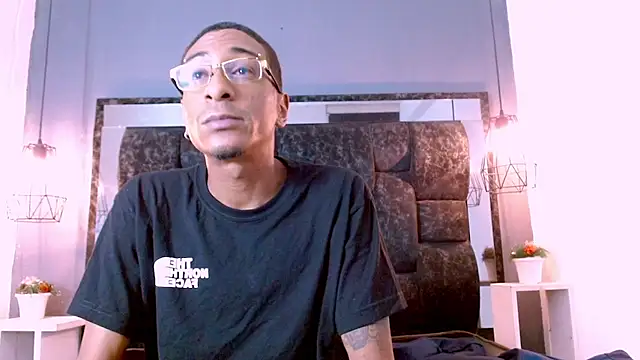 Jose Smoke online show from February 2025 04:11:02 AM