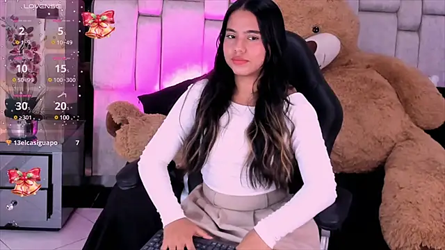 Snapshot of Marilyn-Cooper chatting on December 2024 08:31:02 AM Marilyn-Cooper online show from December 2024 08:31:02 AM