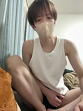 yuuuuma578 online show from May 2026 02:33:01 PM