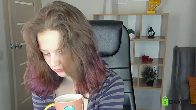 Snapshot of Alina_Mills chatting on May 2026 10:36:01 AM Alina Mills online show from May 2026 10:36:01 AM
