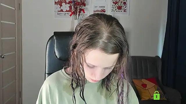 Alina Mills online show from May 2026 10:20:01 AM