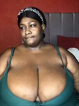 Snapshot of bustytitsxxx chatting on December 2024 12:16:02 PM bustytitsxxx online show from December 2024 12:16:02 PM