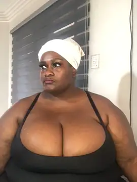 Snapshot of bustytitsxxx chatting on March 2025 11:19:01 AM bustytitsxxx online show from March 2025 11:19:01 AM