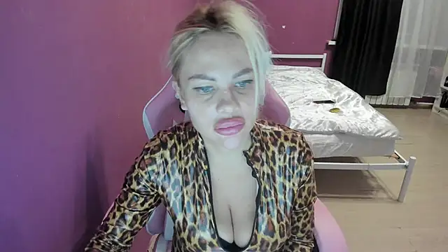 Snapshot of Lika8234 chatting on September 2025 09:59:02 PM Lika8234 online show from September 2025 09:59:02 PM