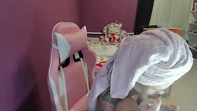 Snapshot of Lika8234 chatting on October 2025 08:28:02 PM Lika8234 online show from October 2025 08:28:02 PM