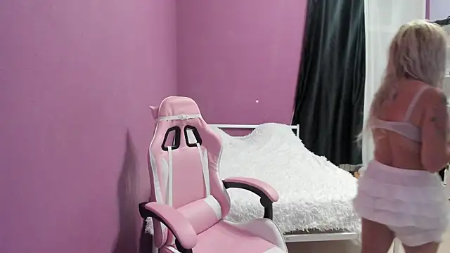 Snapshot of Lika8234 chatting on December 2025 02:44:01 PM Lika8234 online show from December 2025 02:44:01 PM