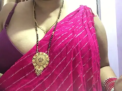 Snapshot of Desi_bhabhiii chatting on February 2025 05:42:02 AM Desi bhabhiii online show from February 2025 05:42:02 AM