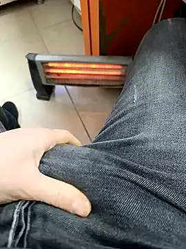 Snapshot of fatih1111 chatting on February 2025 09:00:02 AM fatih1111 online show from February 2025 09:00:02 AM