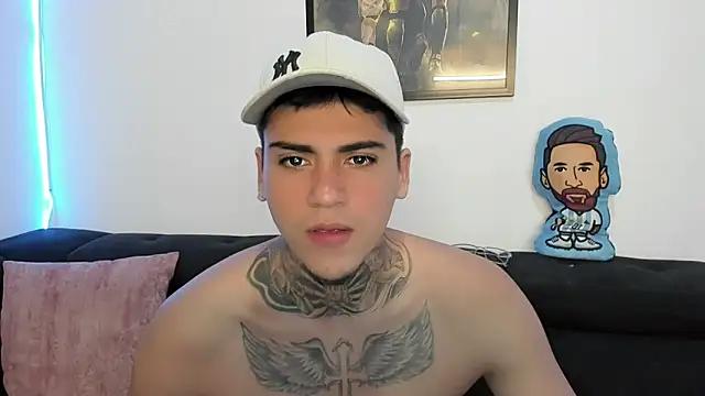 mad maxxx2 online show from February 2025 10:42:02 PM