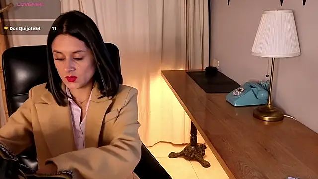 Alice milf  online show from January 2026 11:12:01 AM