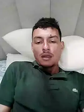 Snapshot of jhomgostosomg chatting on January 2025 02:52:01 PM jhomgostosomg online show from January 2025 02:52:01 PM